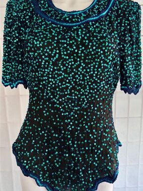 Embellished Green Sequin Short Sleeve Top Size Large